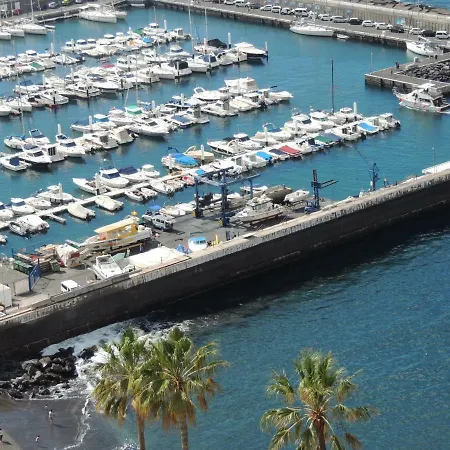 Romantic Retreat With Marine View Apartamento